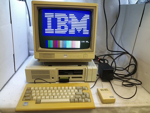 Nice & Rare) Vintage 8088 IBM PCjr 4863 Computer +Monitor Nice & Rare) Vintage 8088 IBM PCjr 4863 Computer +Monitor