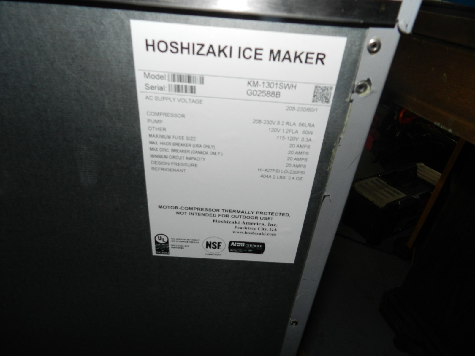 Hoshizaki KM-1301SWH, Crescent Cuber Icemaker,48'' Water-cooled