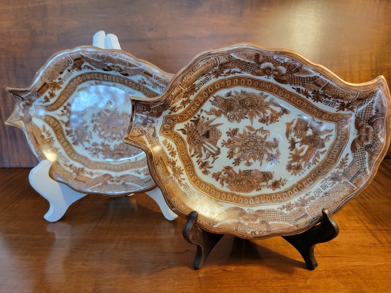 Chinese Porcelain Spoon Plates Brown Fitzhugh