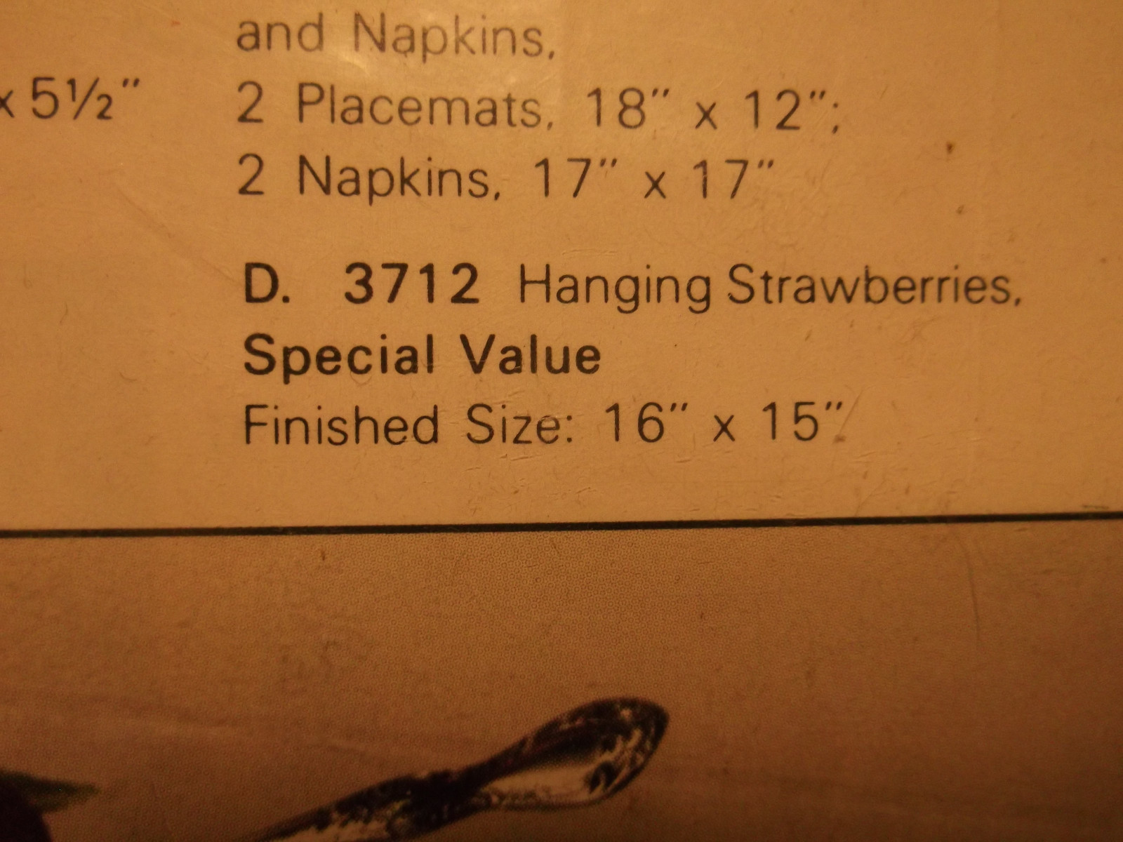 Artcraft Concepts Unassembled Crewel Kit 3712 Hanging Strawberries 16