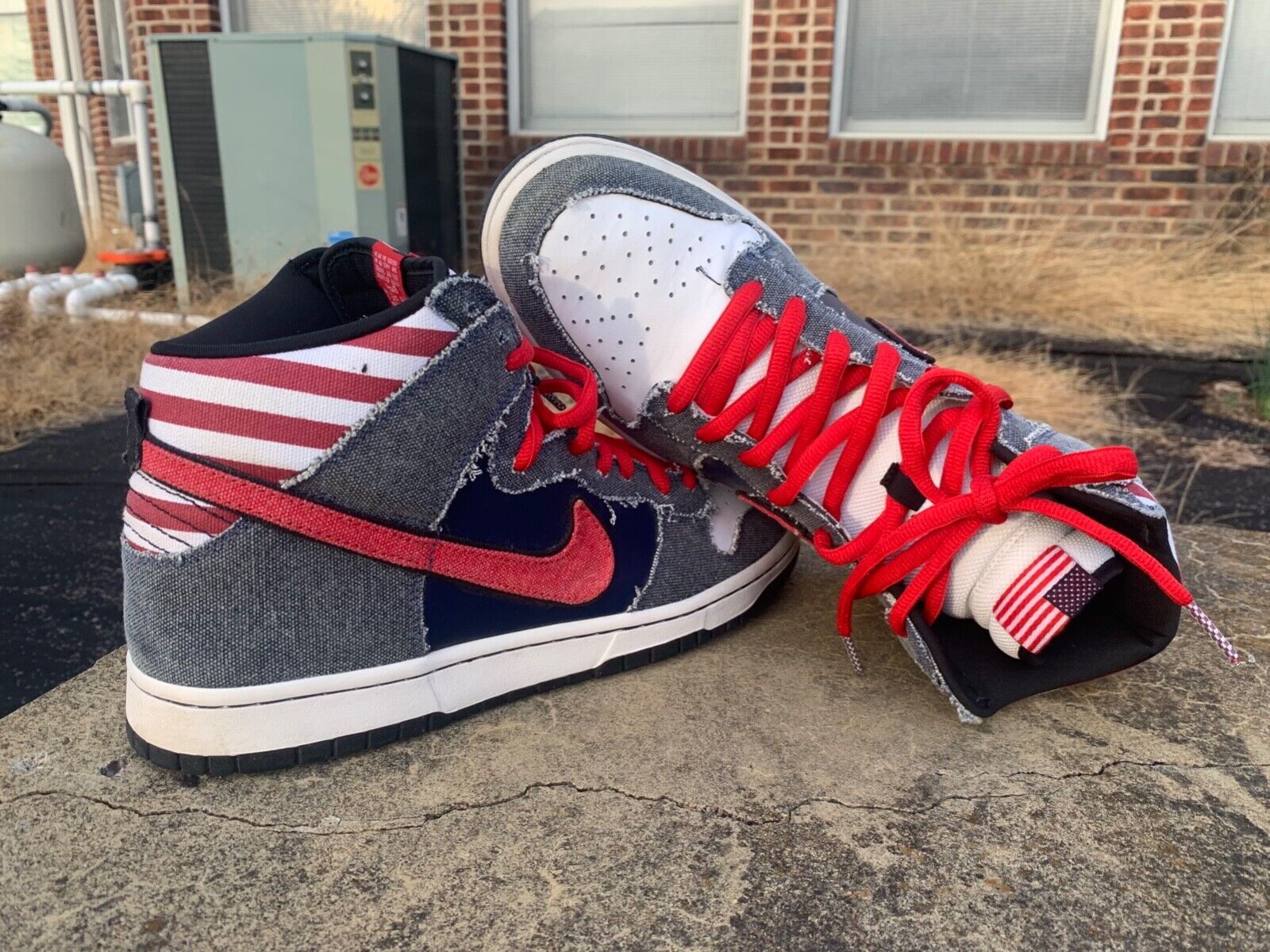 Size 12 - Nike SB Dunk High Premium Born In The USA box has Size 12 - Nike SB Dunk High Premium Born In The USA box has