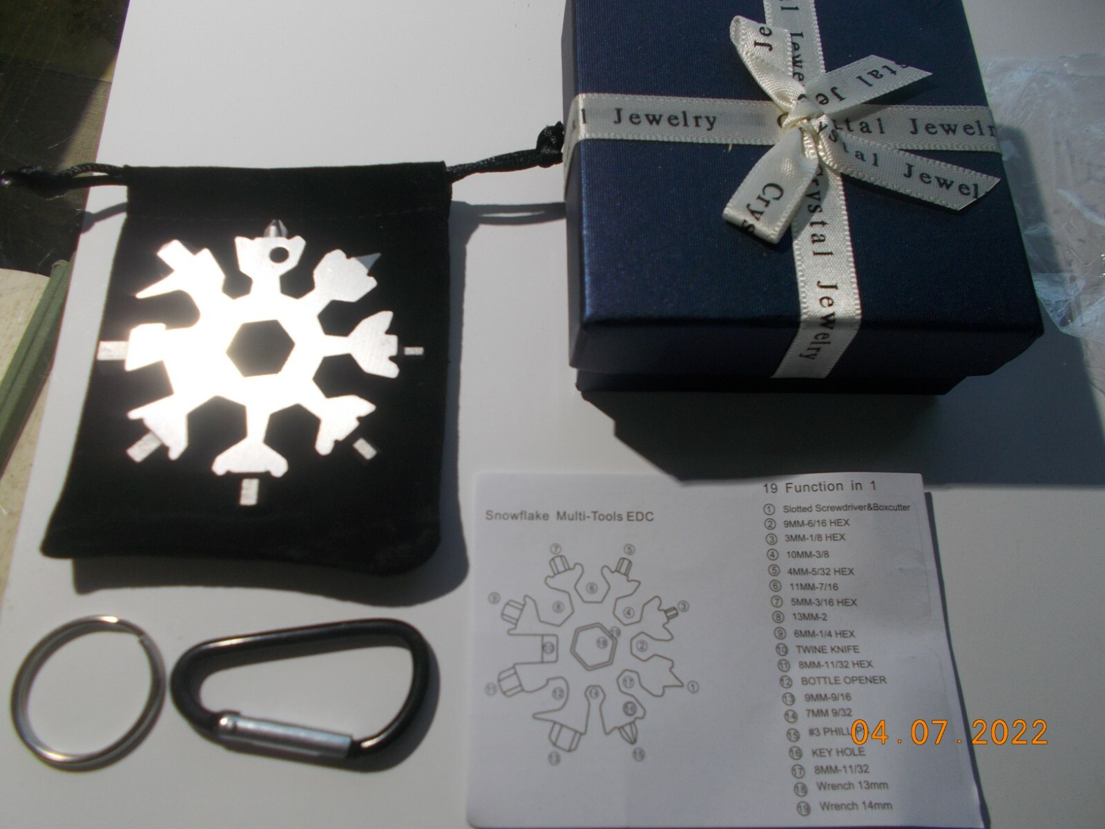 New Keyring EDC Snowflake 19-in-1 Multitool w/Description