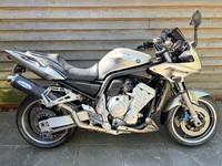 2003 / 03 Yamaha FZS1000 Fazer £3500 silver 24284 miles.