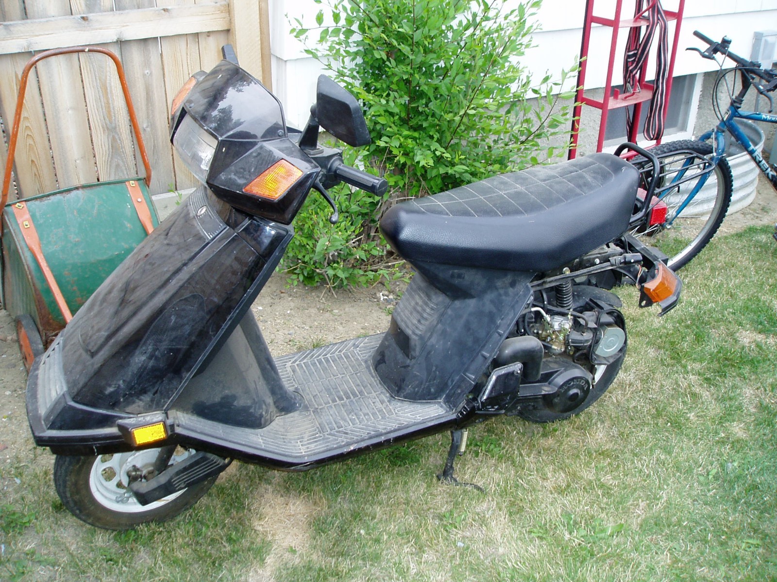 1999 HONDA CH80 ELITE MOTOR SCOOTER