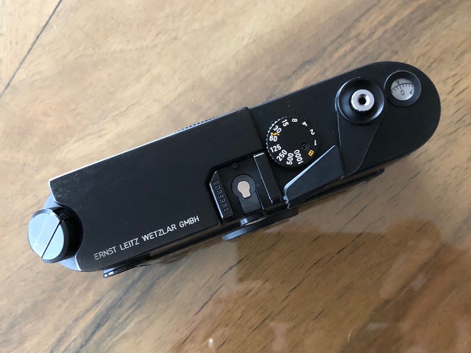 ?TOP MINT? Leica M6  35mm Film Camera Body Only from Canada