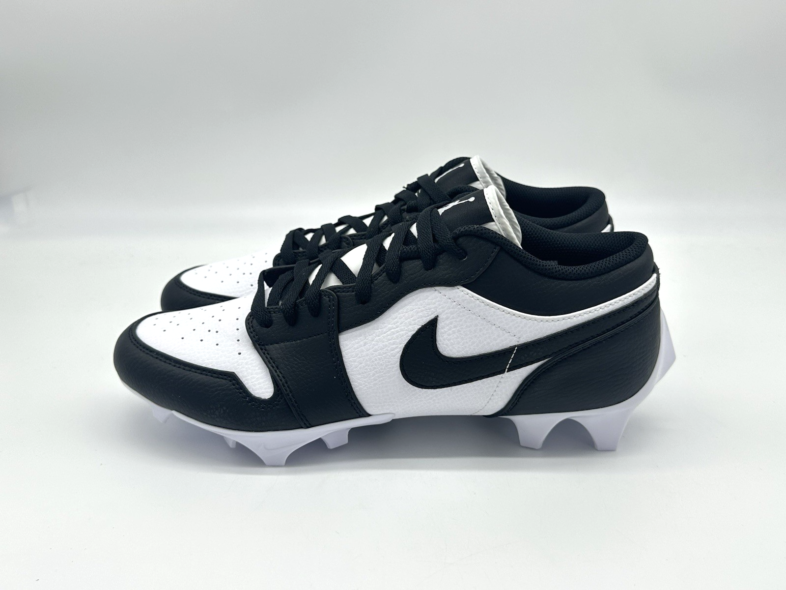 Nike Jordan 1 Low TD Men's Size 11 Football Cleats Panda FJ6245