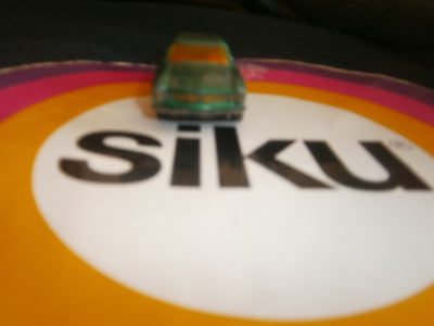 siku V302 1017 Mercedes 280SL W108  in Grün
