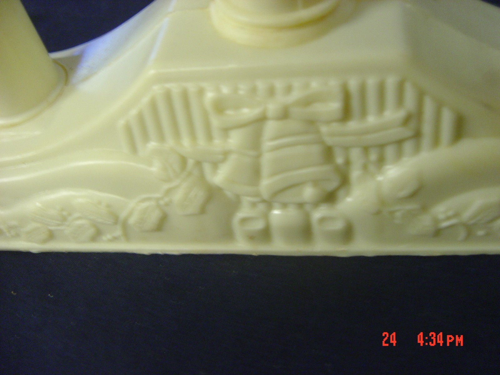 Vintage Christmas 3 Tiered Plastic Candle Window Candelabra Lights