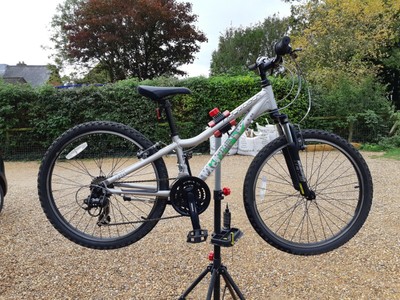 BOYS BIKE RIDGEBACK MX24 24" WHEELS 21 GEAR SERVICED EXCELLENT CONDITION 8-12Yrs