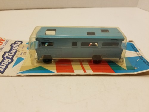Vintage 1976 Tootsietoy Tiny Toughs Die Cast Metal & Plastic Van Camper