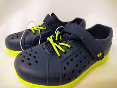 Surprise By Stride Rite Boy's Blue Vented Casual Shoe Size 8 ~NEW