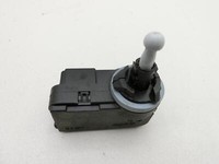 Seat Leon 1P II 09-12 VW Golf V 1K1 Stellmotor f. Scheinwerfer LWR Links Seat Leon 1P II 09-12 28.03.2012 5P0941295... Vorschau 4