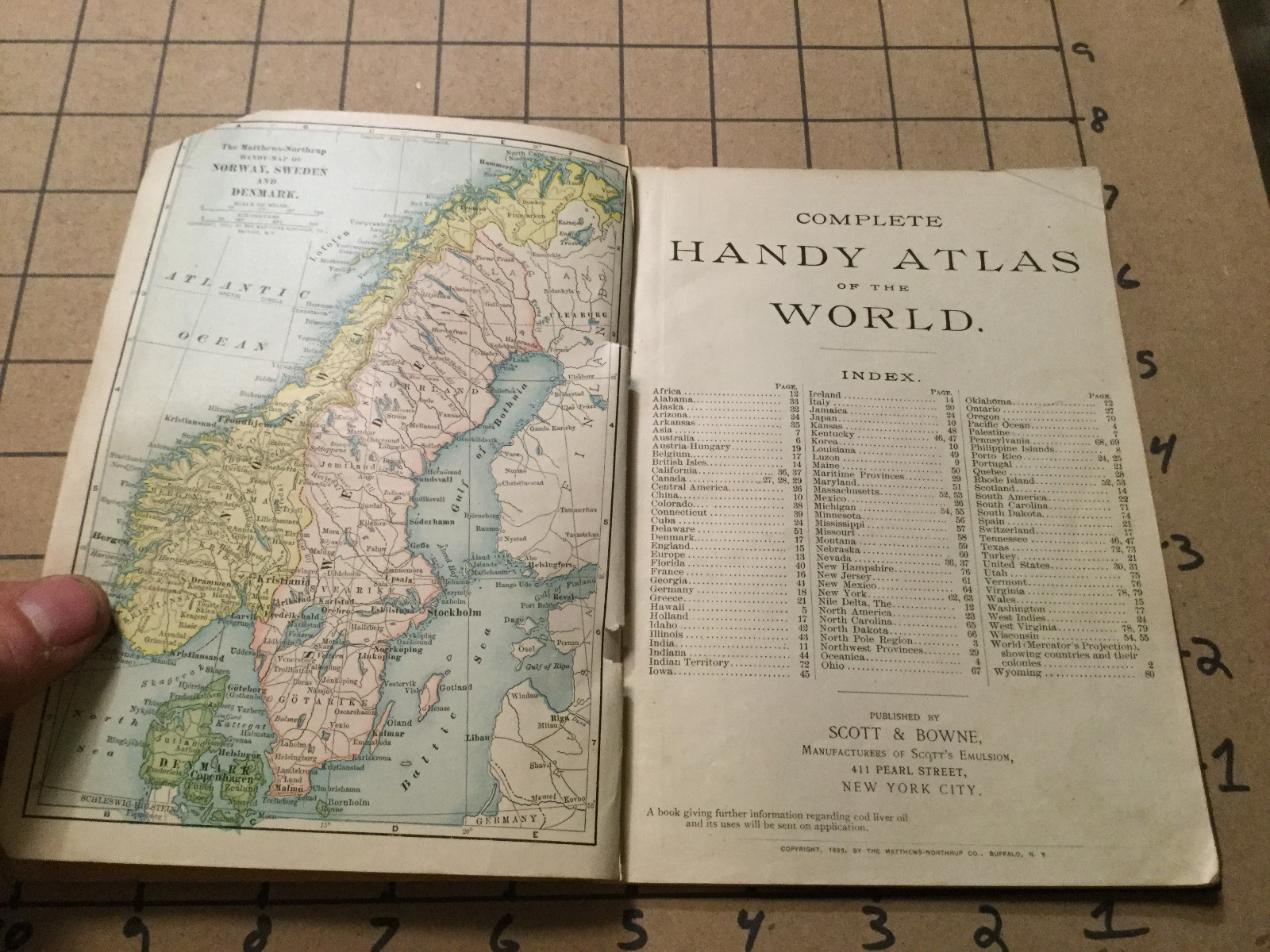 Vintage 1899 -- HANDY ATLAS of the WORLD 80pgs - Scott & Brown --