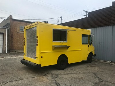 FOOD TRUCK - EQUIPPED W COMMERCIAL NSF RESTAURANT EQUIPMENT - SEND BEST OFFER