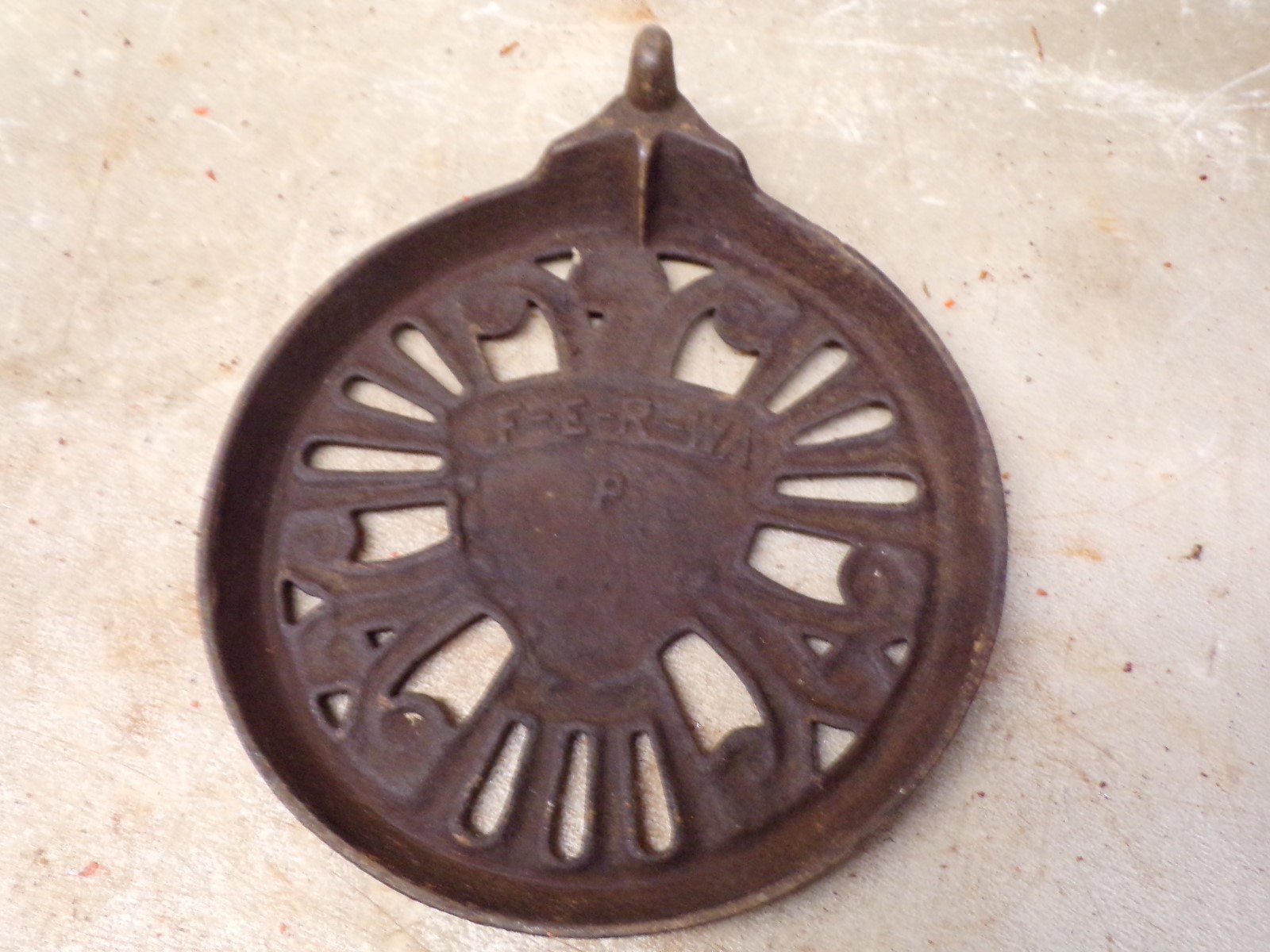 Old Peninsular  Wood Burning Stove Trivet Shelf Plate 7&3/4