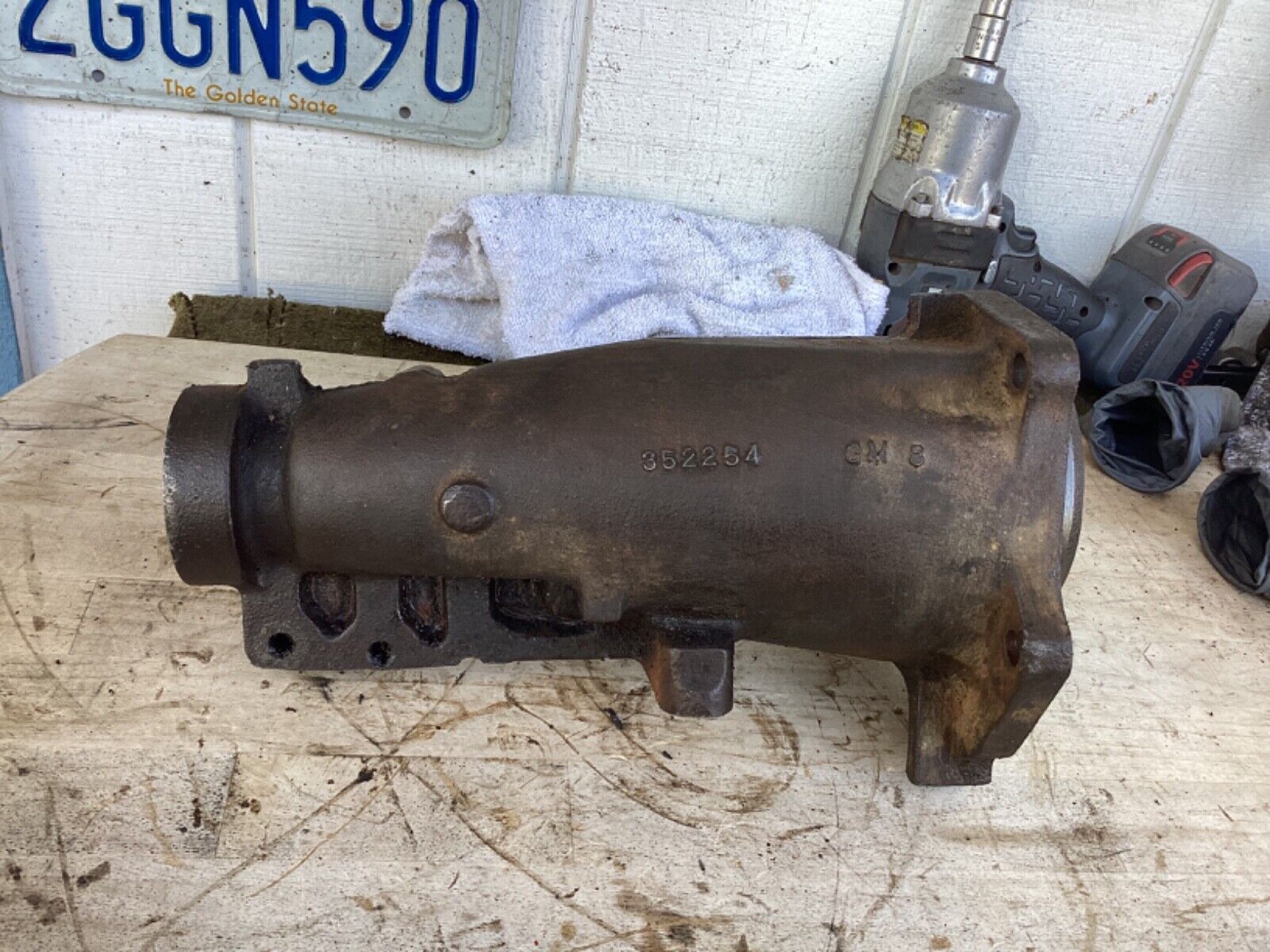 Saginaw 4 speed 352254 transmission Tail Shaft Housing K164 Saginaw 4 speed 352254 transmission Tail Shaft Housing K164