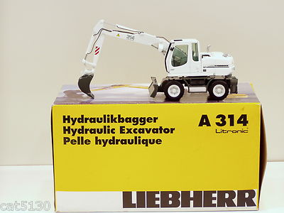 Liebherr 314 Excavator WHITE 1/50 NZG 498.11 MIB