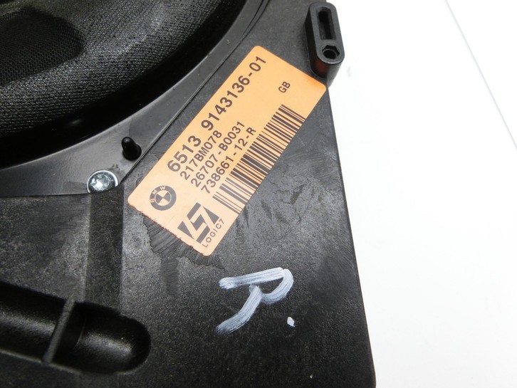BMW E81 1er 120d 07-12 Lautsprecher Rechts Vorne Bassbox Logic 7 Top-HiFi BMW E81 1er 120d 07-12 26.10.2007... Vorschau 2