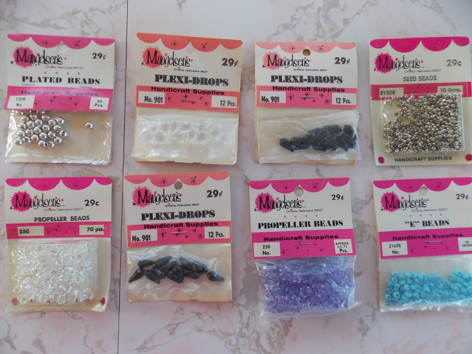 Lot Of 8 Mangelsen's Beads Plexi-drops Propeller Seed and Plated Beads New #30