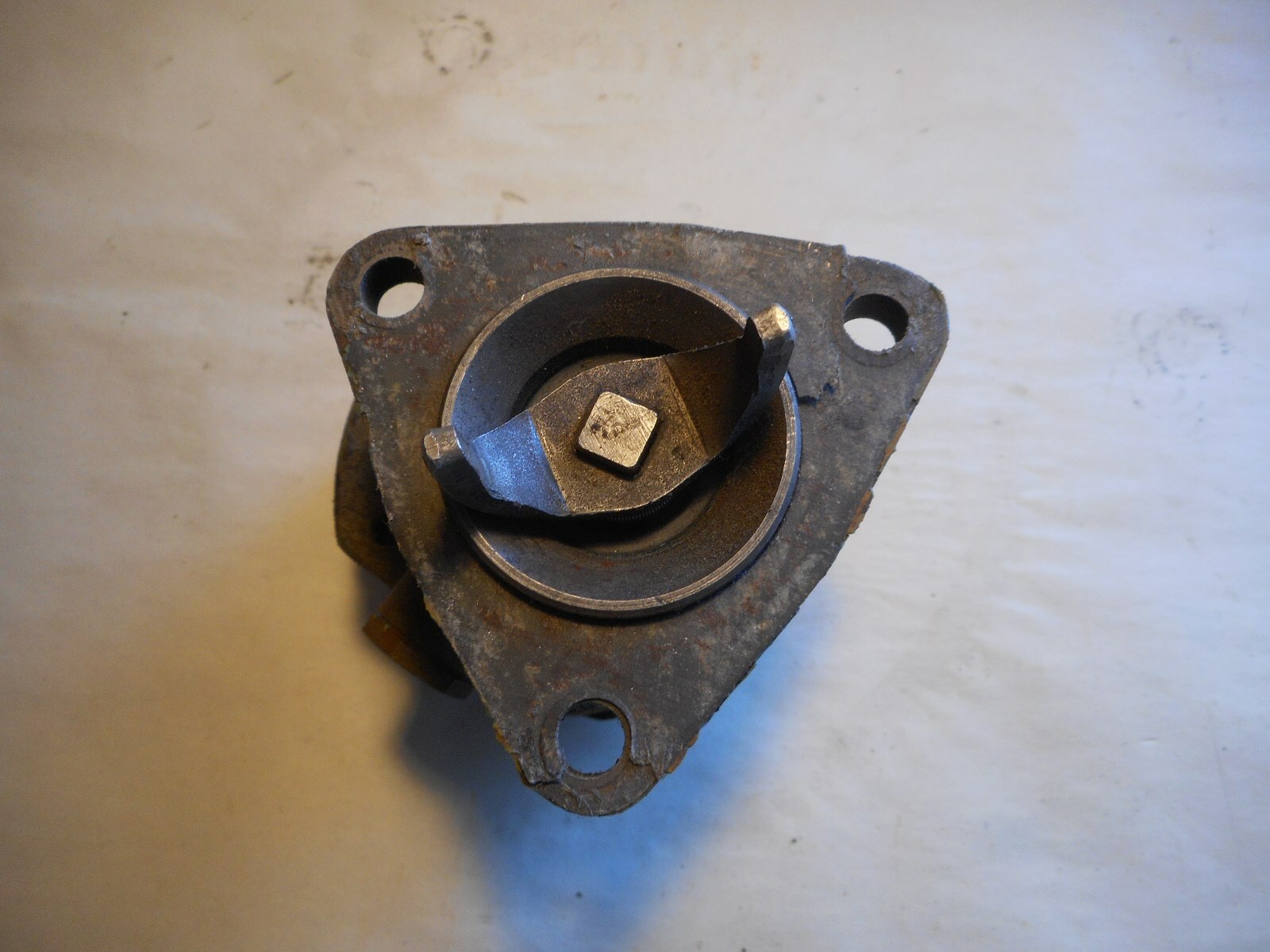 Detroit Diesel Fuel Pump Assembly p/n 5113776 M RH 53 Series 353 453