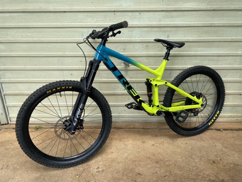 specialized pitch expert 2016