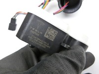 Tesla Model 3 Perf 20-23 Tankdeckel Stellmotor Tankklappenmotor Charger Flap Actuator Tesla Model 3 Perf 20-23... Vorschau 5