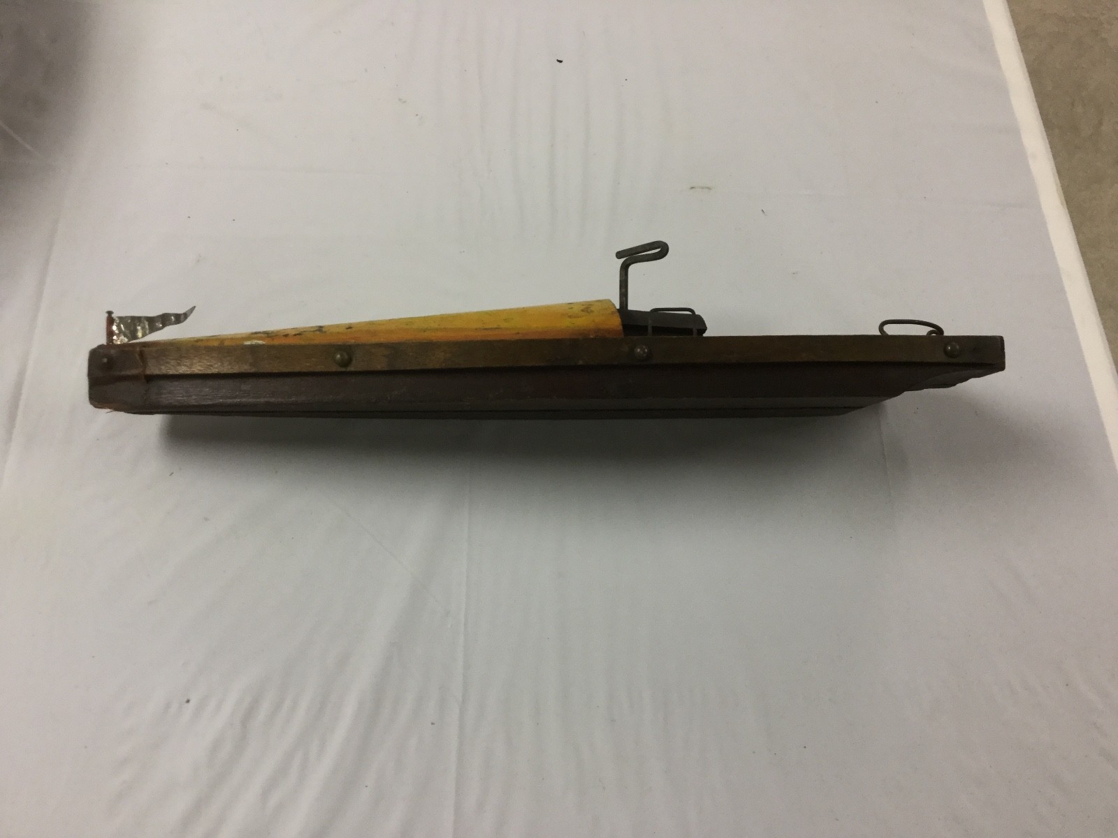 toy windup vintage boat , vintage boat , wind up speed boat, gentleman racer