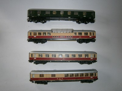 4 4090 Aussichtsw. 4087 DSG Speisew. Personenw. Gepäckwag 3 in