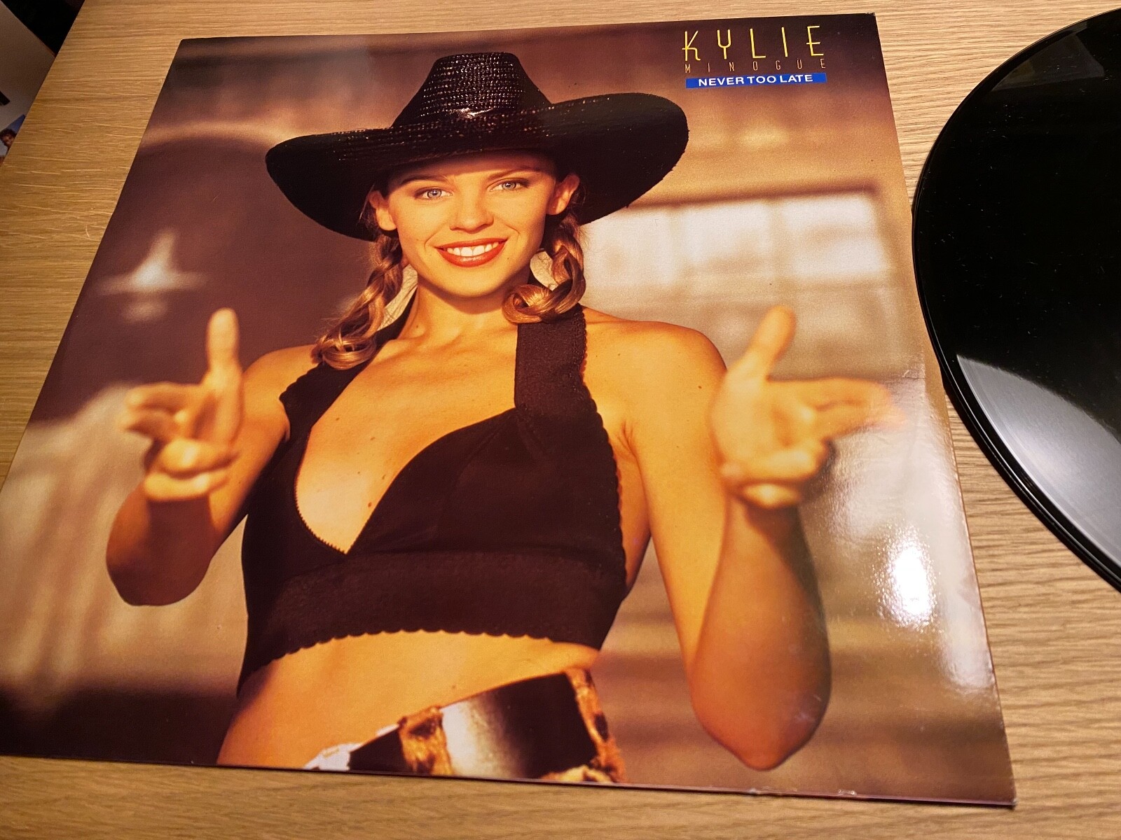 KYLIE MINOGUE 