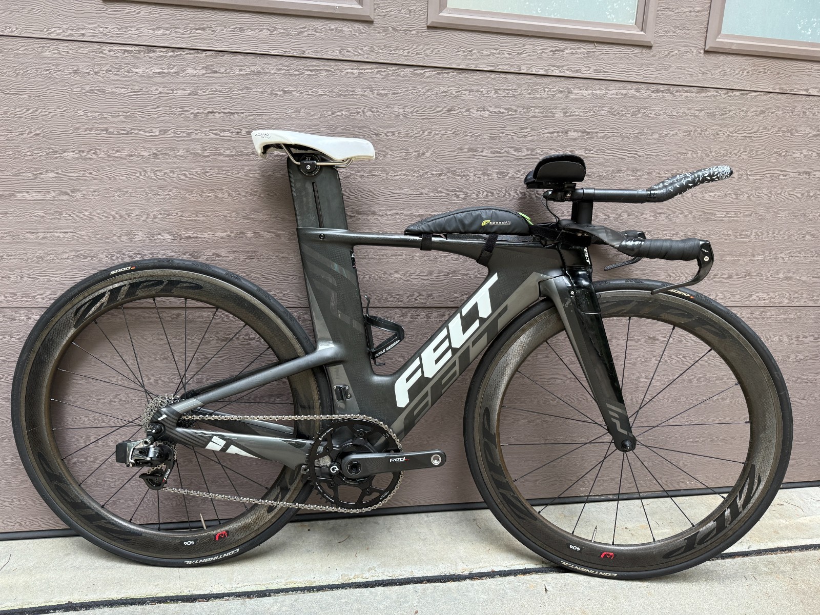 【お盆値下げ】FELT IA2 カスタム SRAM Red トライアスロン お盆値下げ】FELT IA2 カスタム SRAM Red トライアスロン - メルカリ