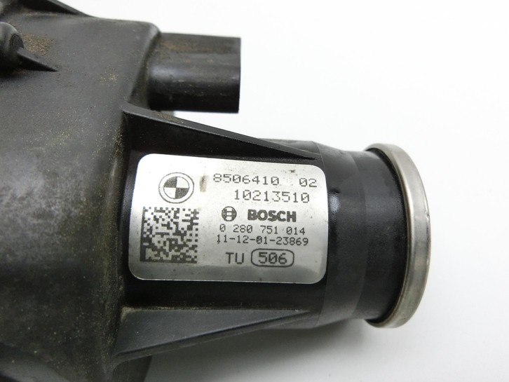 BMW X3 F25 10-14 Stellmotor Verstelleinheit für Ladedruck BMW X3 F25 10-14 20.03.2012 8570791 11618570791... Vorschau 2