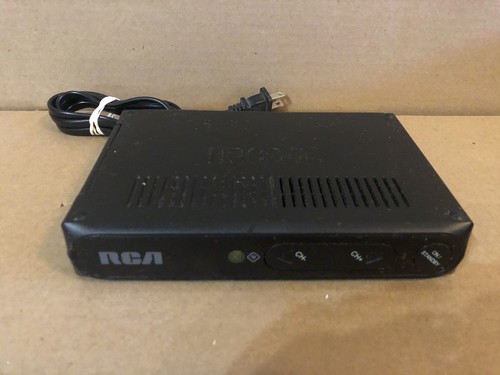 RCA DTA800B1 Digital Television DTV Tuner ATSC Converter Box W/ Remote