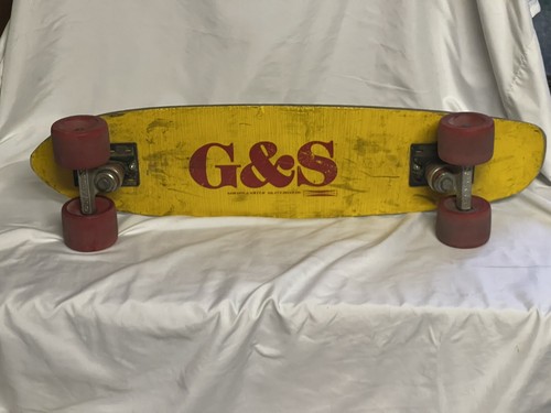 趣味・スポーツ・実用 The Gordon & Smith Skateboard Team Book The Gordon & Smith Skateboard Team Book - メルカリ
