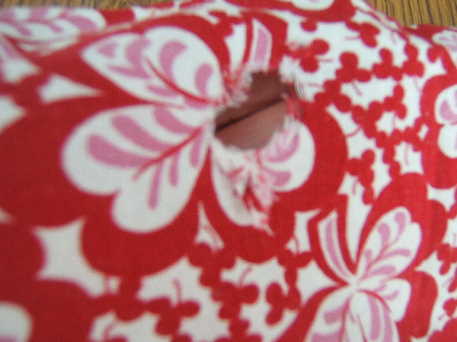 Vintage Cotton Fabric Red Clover Leaves ~ 43.5