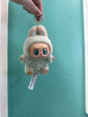 Pop Mart Labubu - THE MONSTERS Have a Seat Blind Box - Sisi