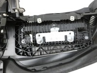 Mercedes C205 C400 15-18 Armaturenbrett Panel komplett Mercedes C205 C400 15-18 04.05.2017 A2056804005 2058600002... Vorschau 8