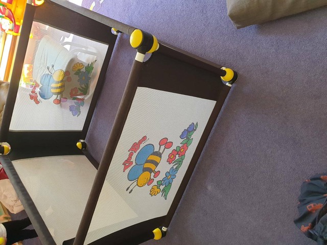 vee bee playpen 4 sided