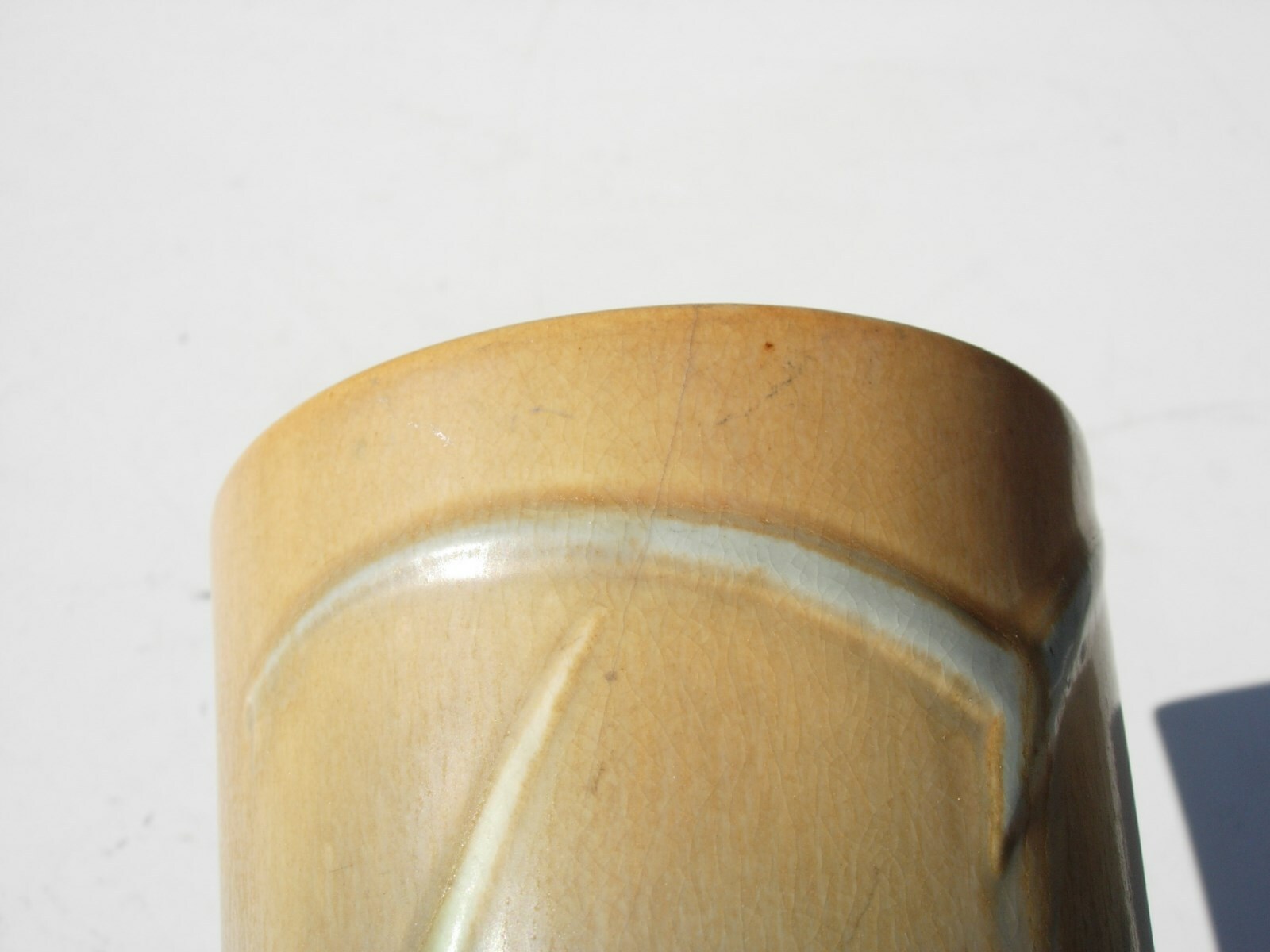 Roseville Futura Seagull Art Pottery Vase # 408-10