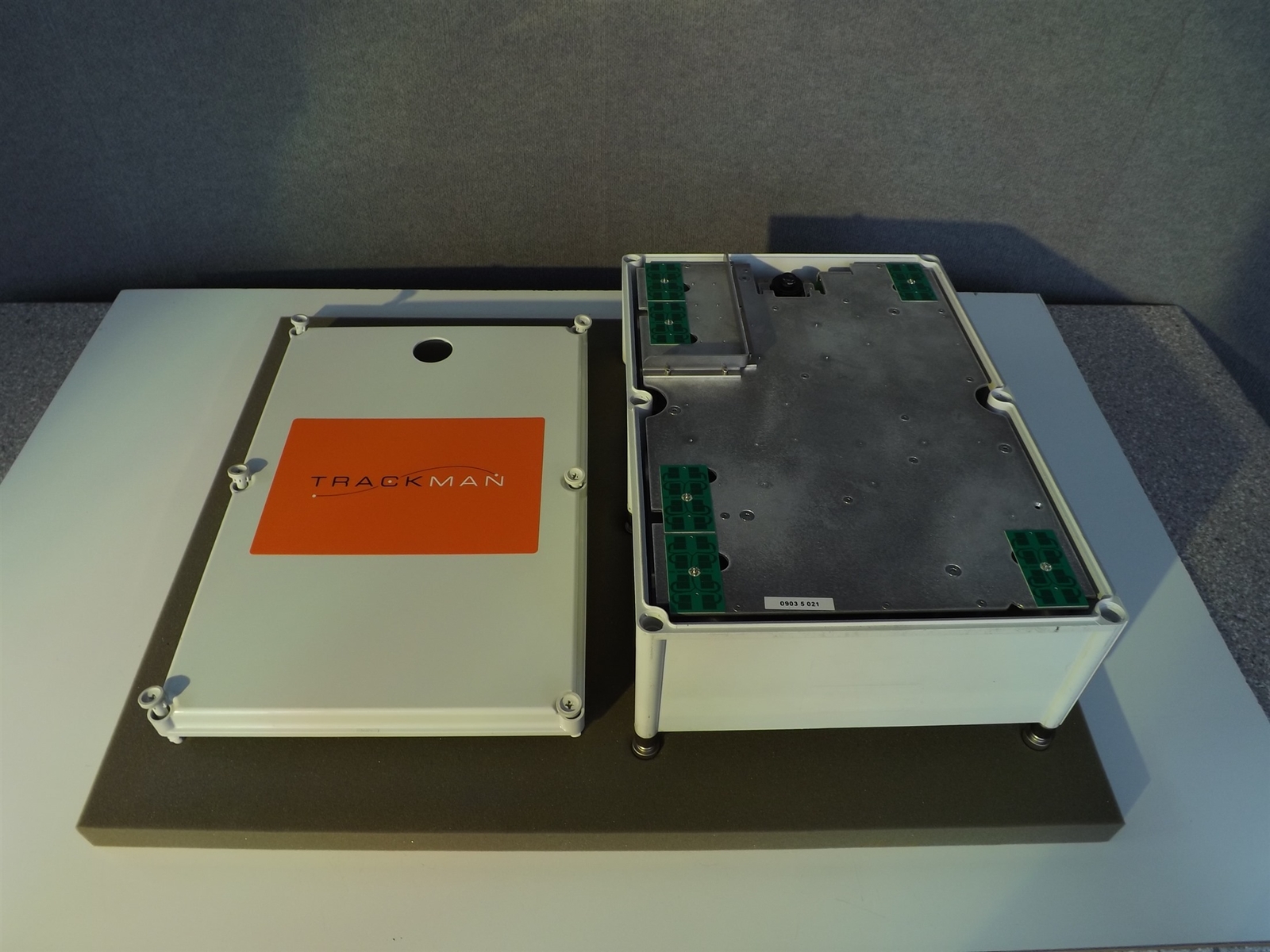 TRACKMAN TMAN II BB Golf Training Simulator Component / With Road Case