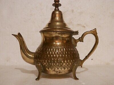 Middle East Arabic Teapot