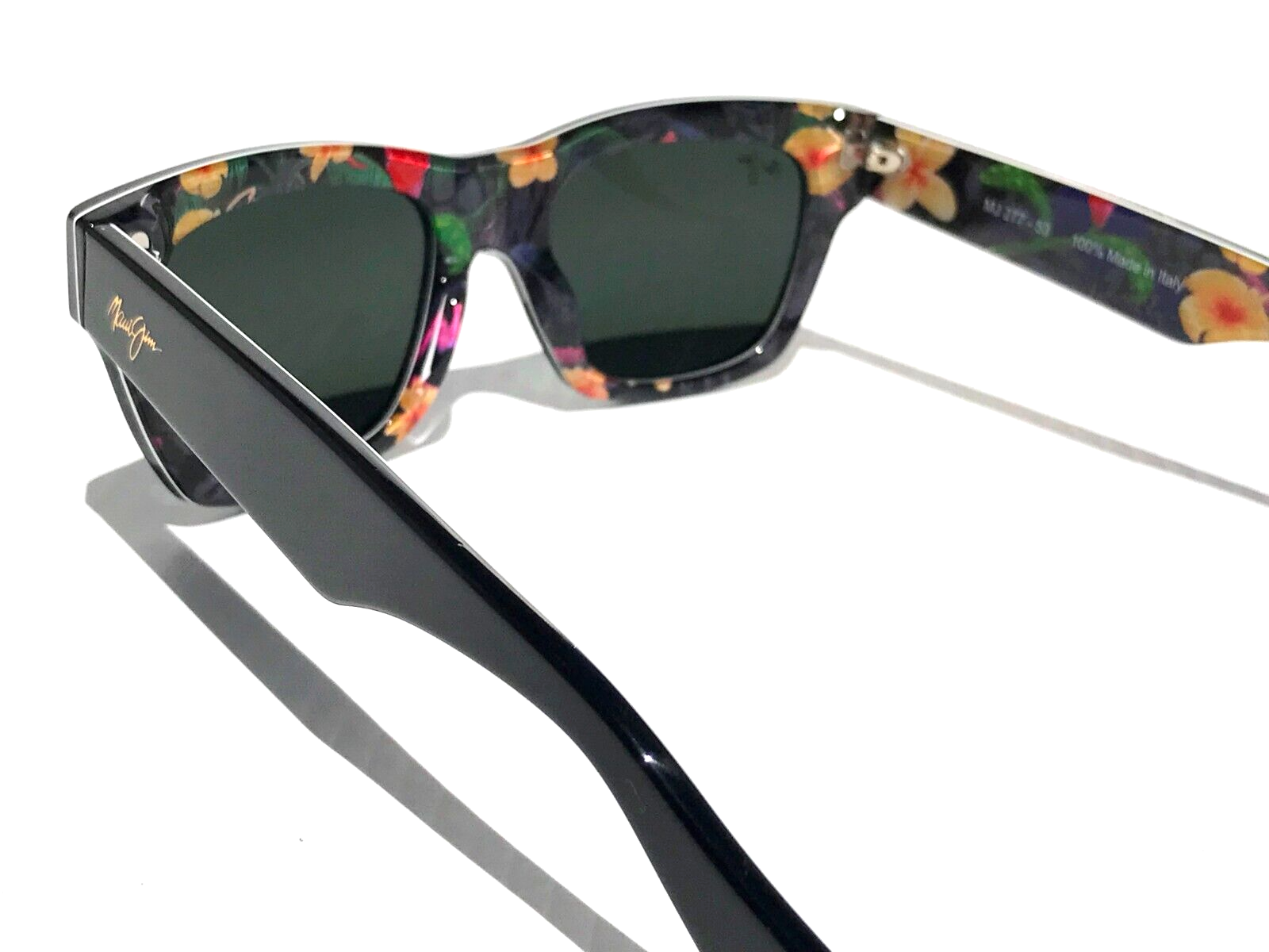 Pre-owned Maui Jim You Move Me Black & Floral Polarized Grey Gradient Sunglass 277-53 In Gray