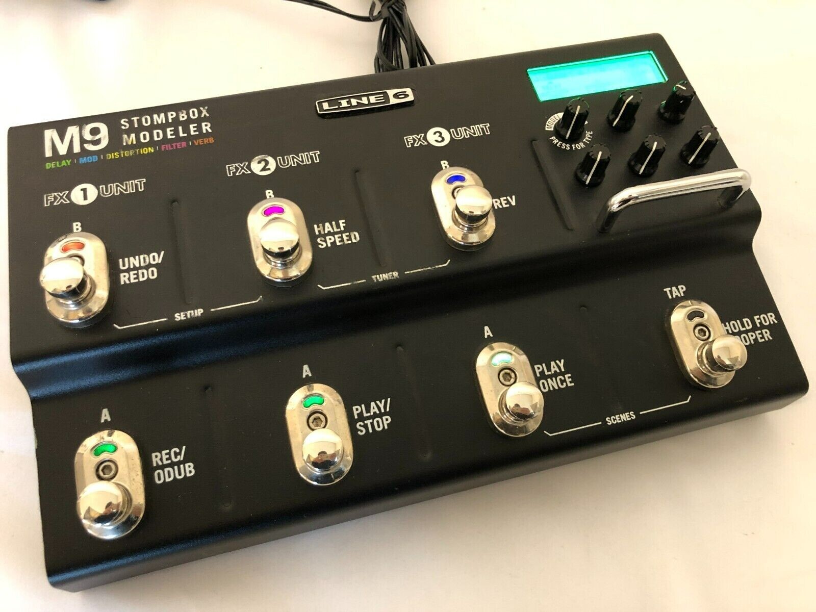 LINE6 M9 Stompbox Modeler W/adapter Guitar Effect Pedal In