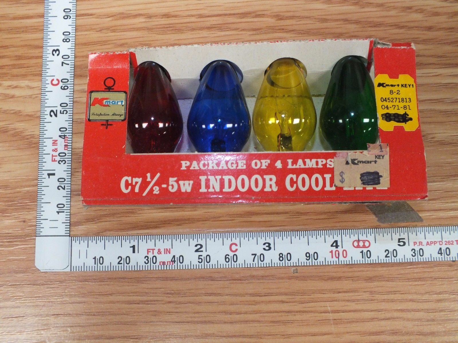 Genuine Vintage Kmart C7 1/2-5w Indoor Multi Color Bulbs (4) in Box **READ**