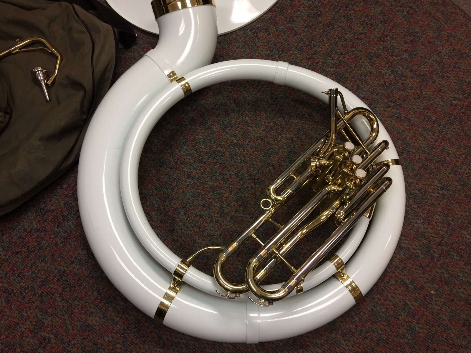 Yamaha YSH-301 Fiberglass Sousaphone