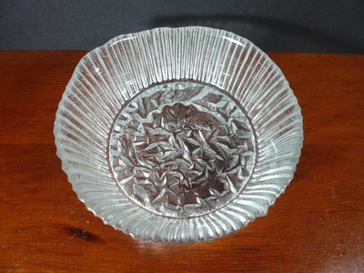 Clear Glass Ribbed Icicle Candy Nut Bowl / Candle Holder