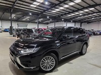 2021 Mitsubishi Outlander 2.4h TwinMotor 13.8kWh Dynamic CVT 4WD Euro 6 (s/s) 5d