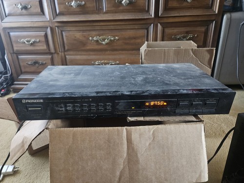 pioneer FM/AM TUNER F-780 動作品 PIONEER F-551 Tuner - AM FM Digital Stereo Tuner. UNTESTED