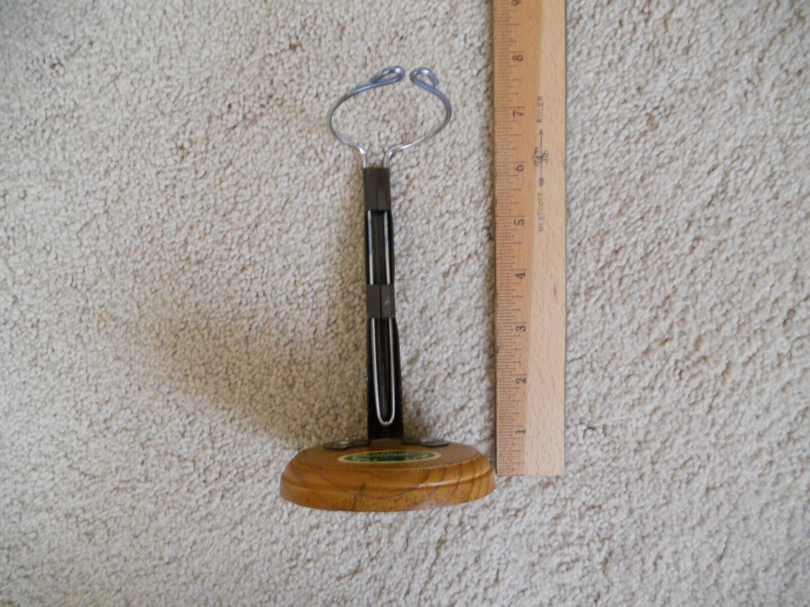 The Bearington Bears Collection Wood and Metal Stand