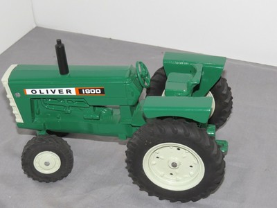 Vintage Restored Ertl Oliver Model 1800 MFWD Toy Tractor 1:16 Scale SHARP!