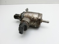 Audi A4 8K 07-11 2,0 155KW Einspritzpumpe Hochdruckpumpe Benzinpumpe Audi A4 8K 07-11 08.06.2009 06J127025F... Vorschau 4
